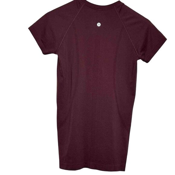 Lululemon Swiftly Tech Short Sleeve 2.0 *Cassis - Picture 4 of 9